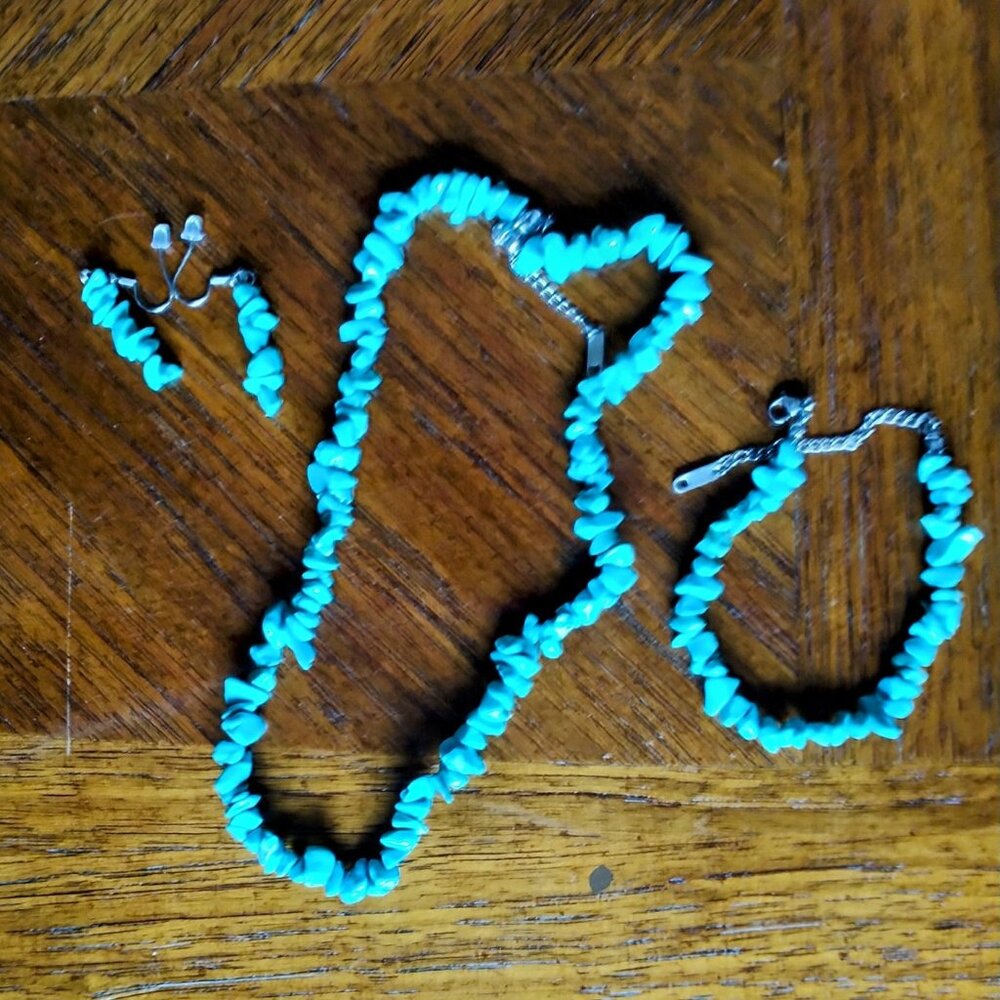 Fashion Turquoise Jewelry Set - Necklace, Bracelet, Earrings